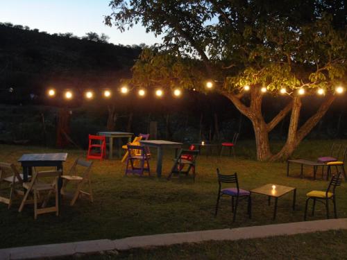 al otro lado del río (al otro lado del rio) in San Francisco Del Monte De Oro