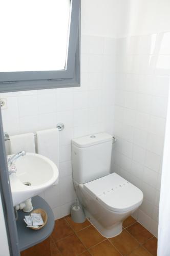 Double or Twin Room with Shower