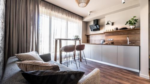 Tamara Suites & Apartments Room Type - Deluxe One Bedroom Apartment with Terrace Tamara Suites & Apartments Room Type - Deluxe One Bedroom Apartment with Terrace