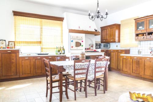 Kaya Sea Apts - Stegna Beach 2