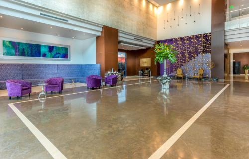 Hall, Sky Collection Lifestyle Hotel & Suites Barranquilla in Barranquilla