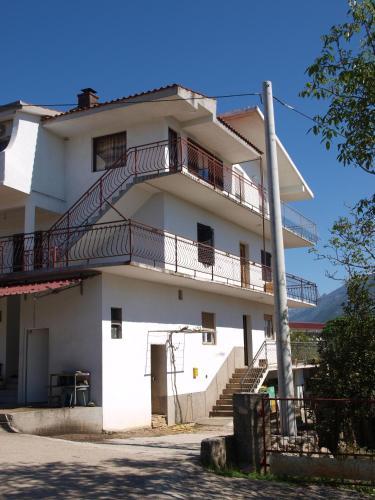 Sunce, Unterkunft in Šestanovac