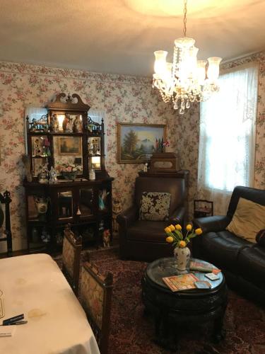 Rose Manor Bed & Breakfast – New Orleans, LA
