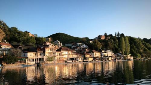 Rooms and Apartaments De Niro Ohrid