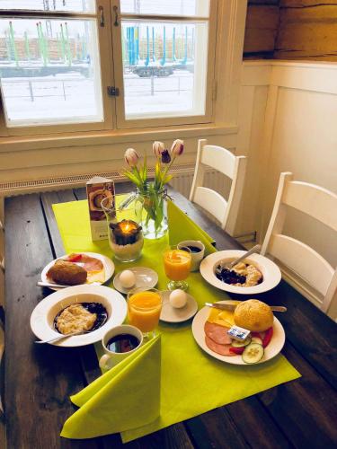 Ételek és italok, Putiikkihotelli Kemi 1932 near Kemi-Tornio repülőtér