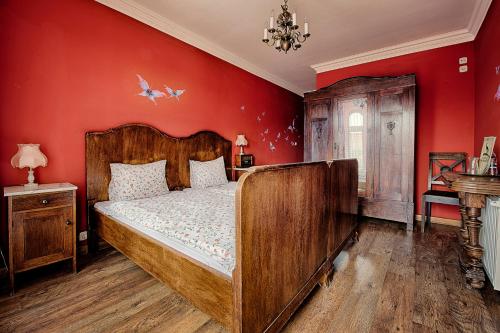 2 twin beds
