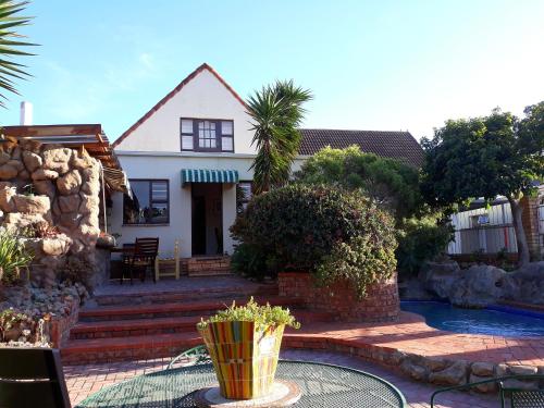 Albert Road Garden Guest House Port Elizabeth