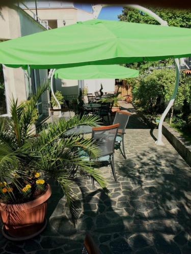 Hotel Galant in Kambanite