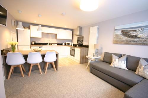 Brockhurst Lodge - Apartment - Gosport