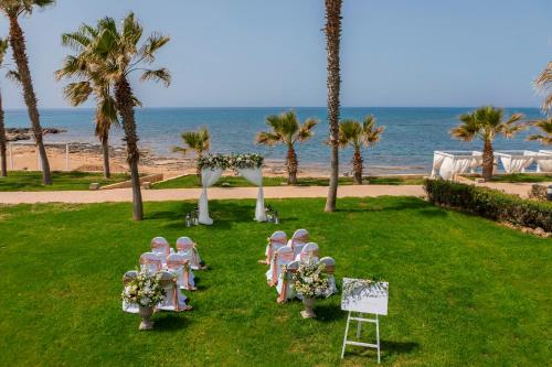 Aquamare Beach Hotel & Spa - image 2