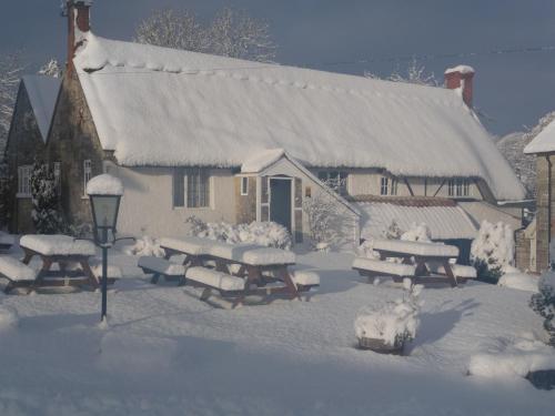 Compasses Inn - image 8