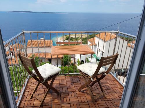  Modern Two Floors Apartment With A Beautiful View, Pension in Martinšćica