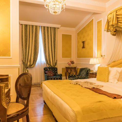 139739202 Hotel Bernini Palace