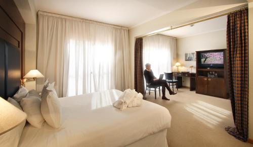 Hotel Dolmen, Буэнос-Айрес (фото 8)