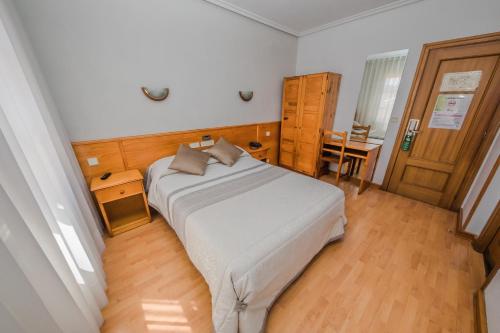 Hostal Alvi - image 8
