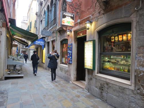 Hotel Bridge - image 12