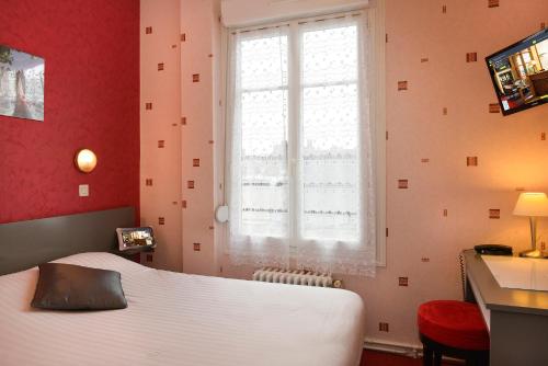 Logis Hôtel Des Châteaux De La Loire - image 14