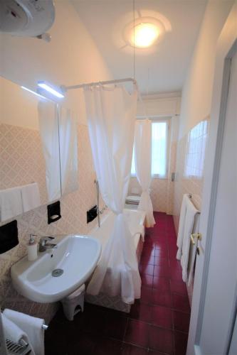 Bathroom, Holiday Home Santa Margherita Ligure in Santa Margherita Ligure