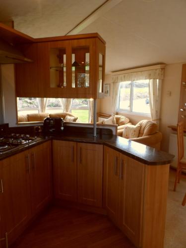 virtuve, Peace and quiet in countryside location near Perranporth in Callestick