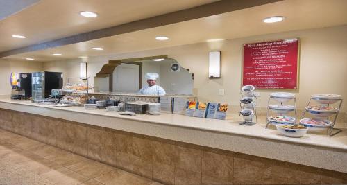 Best Western San Dimas Hotel & Suites - image 5
