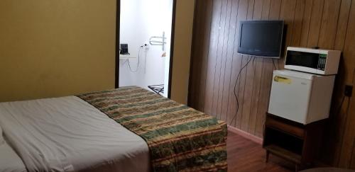 Mountain View Inn Yreka CA 4