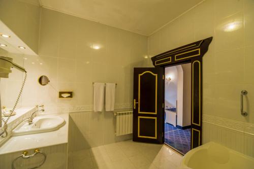 Superior Double Room with Balcony