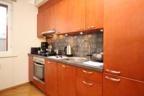 Two-Bedroom Apartment image 5
