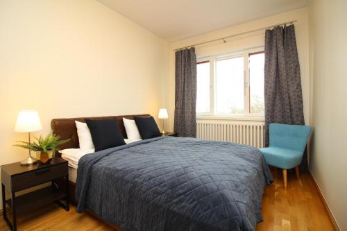 Two-Bedroom Apartment image 7