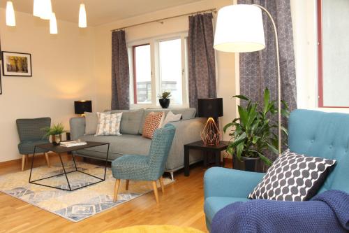 Two-Bedroom Apartment image 6