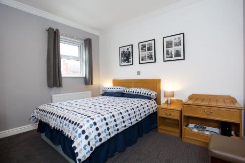 Globe Inn - image 8
