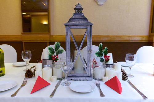 Globe Inn - image 13