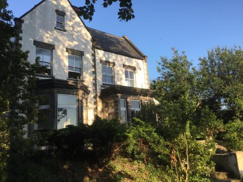 A szálláshely kívülről, Grosmont House in Egton Bridge