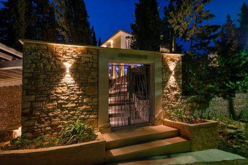 Luxury Villa Hvar Enigma with Pool in Vrboska