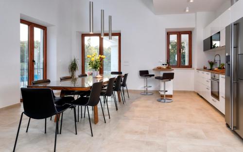 Luxury Villa Hvar Enigma with Pool - image 4