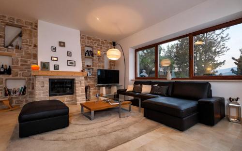 Luxury Villa Hvar Enigma with Pool in Vrboska