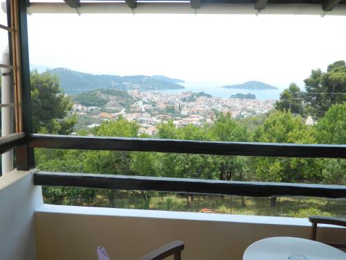 Studio with Sea View (3 Adults) image 10
