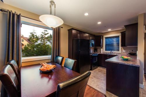 Deluxe One-Bedroom Cottage - Loft