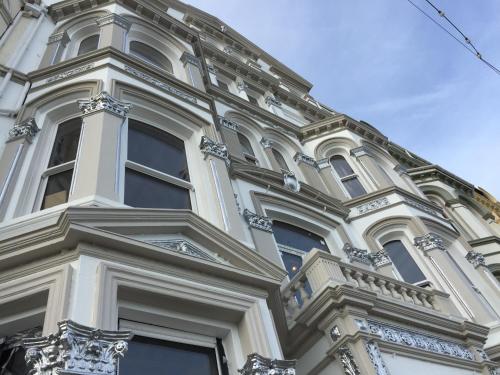 Halvard Hotel - image 12