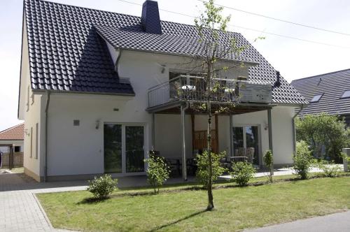 Haus Werder Wohnung 3 mit Kamin - image 11