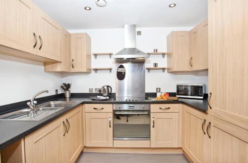 16 John Walker House - image 6