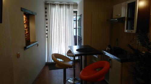 Z prywatnym ogródkiem Centrum Z prywatnym ogródkiem Centrum