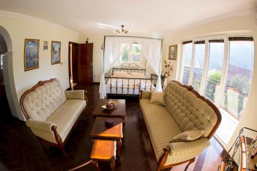 Apartments Golden View - image 2
