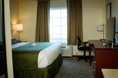 Cobblestone Inn & Suites - Soda Springs - image 7