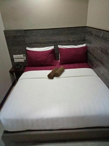 Standard Double Room image 1
