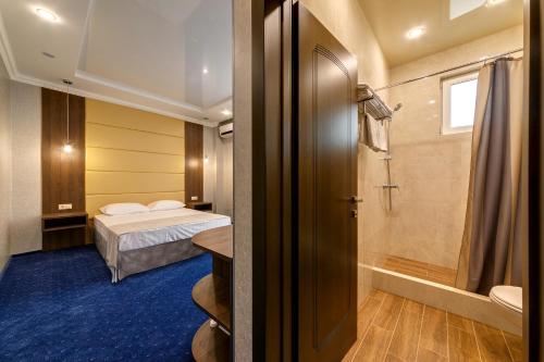 Hotel Orion - image 2