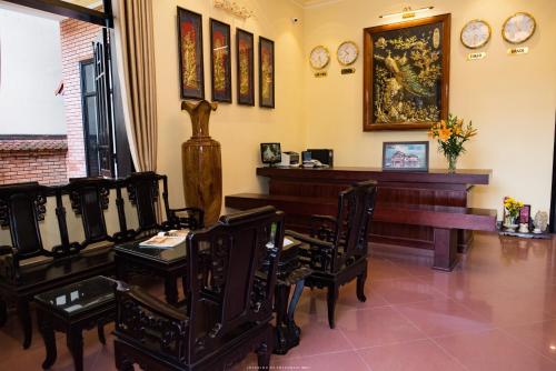 Spring Garden Villa Set in a prime location of Hue, Spring Garden Villa puts everything the city has to offer just outside your doorstep. Featuring a satisfying list of amenities, guests will find their stay at the prope