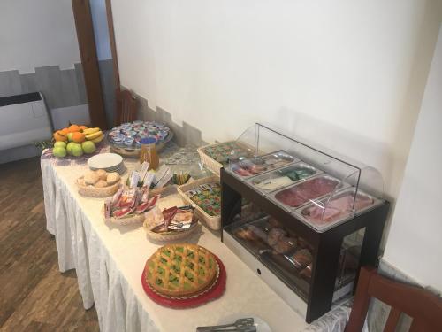 리안나 룸 앤 브렉퍼스트 - 식음료(F&B)
