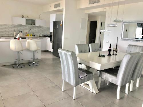 Panorama Apartment " City Garden " in Bat Yam