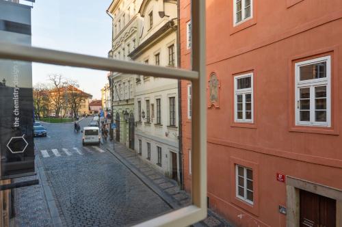 18th CENTURY BAROQUE RESIDENCE, Praha (fotografie 2)