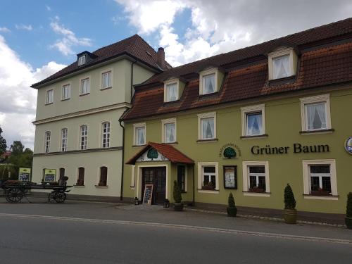 Traditionsgasthof Grüner Baum - Hotel - Bad Staffelstein